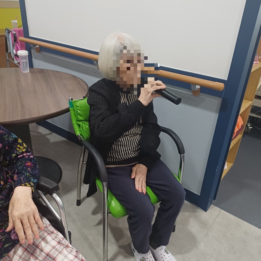 2026년 4월 29일 노래부르기(요양원)