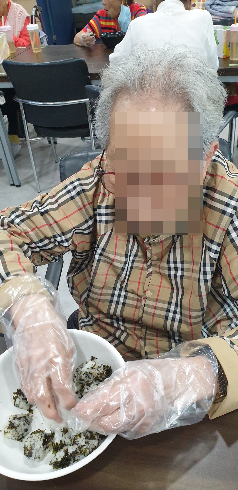 2025. 9. 30 주먹밥만들기(주야간보호센터)