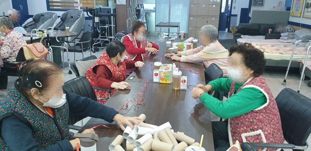 2026. 2. 10 휴지심옮기기(주간보호센터)