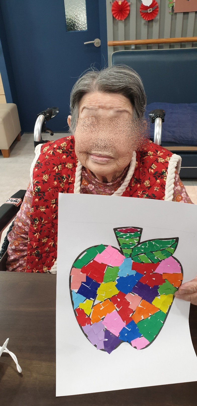 2026년 1월 12일 색종이모자이크(주간보호센터)