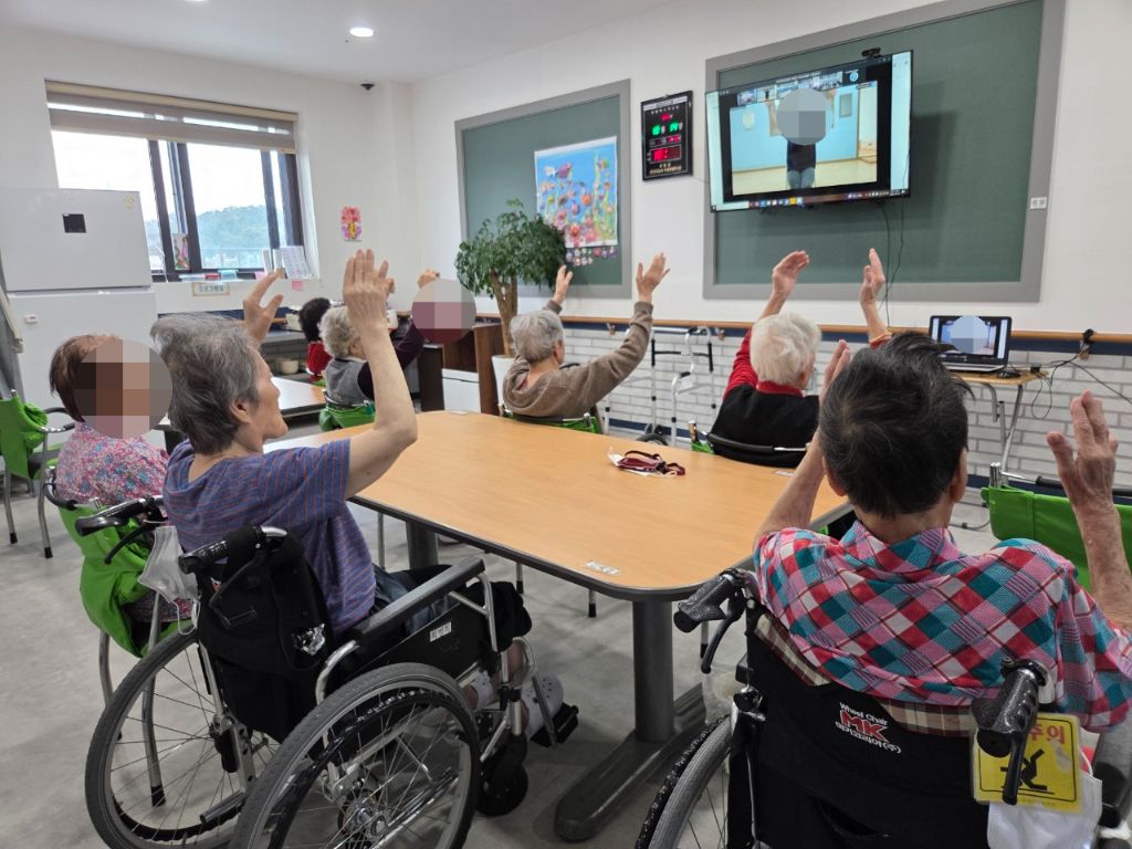 2025년 10월 16일 체력증진교실(요양원)